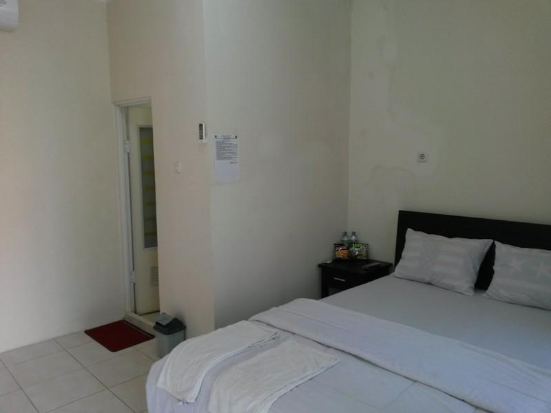 Hotel Dubai Sumenep Εξωτερικό φωτογραφία