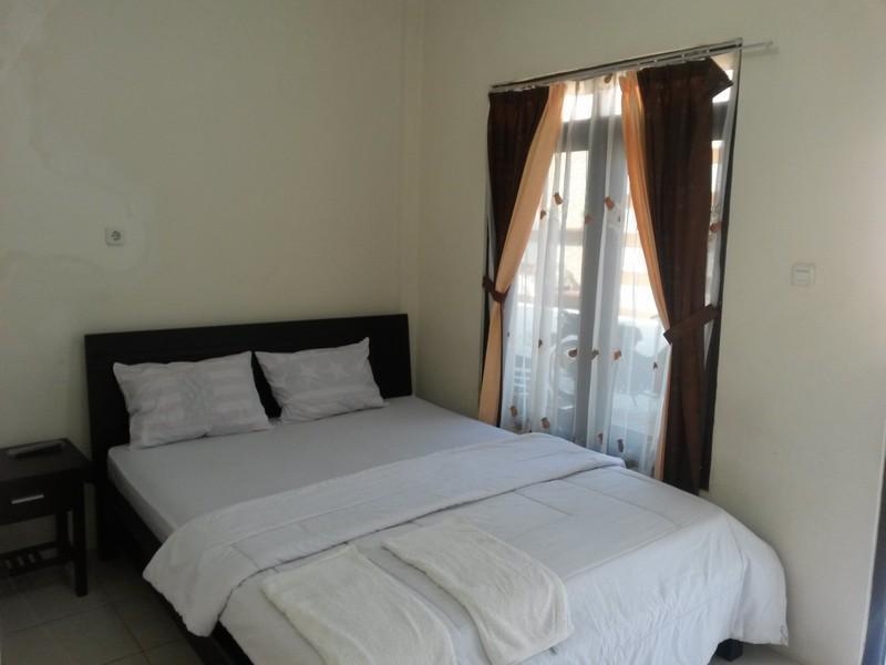 Hotel Dubai Sumenep Εξωτερικό φωτογραφία